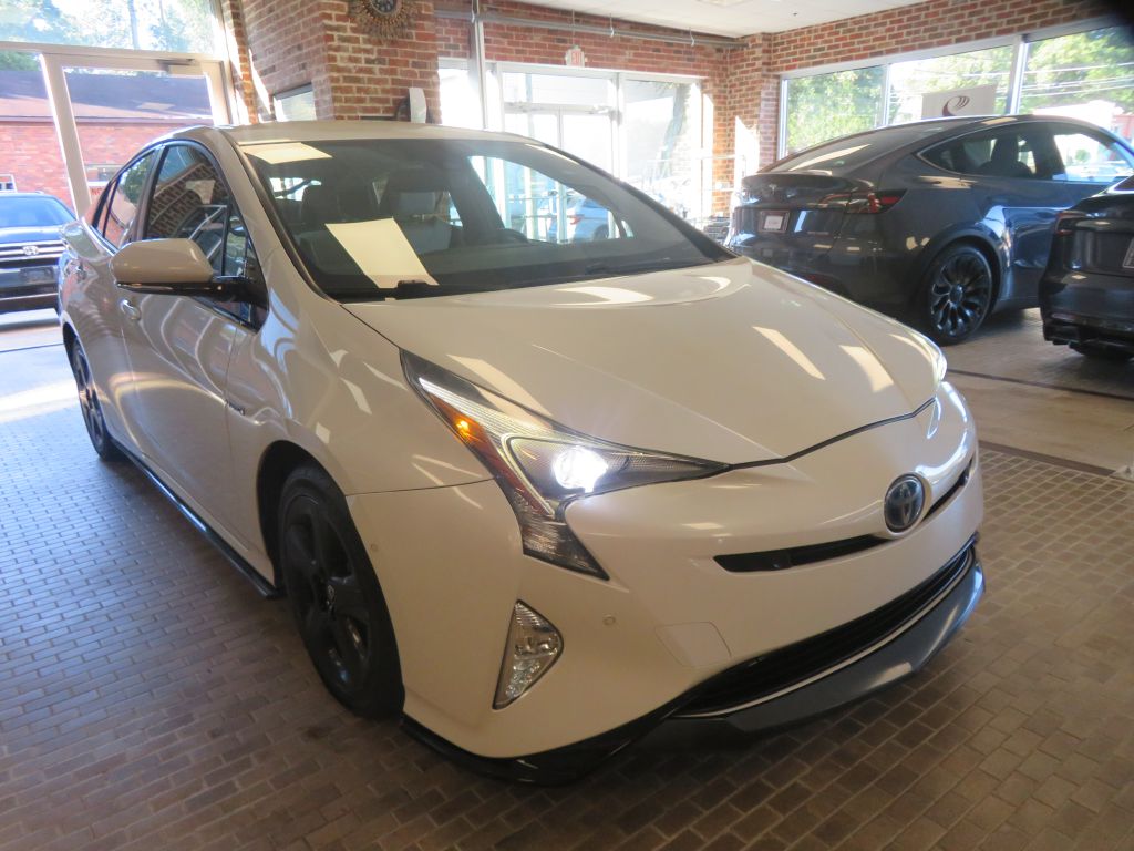 Photo 3 of this TOYOTA PRIUS