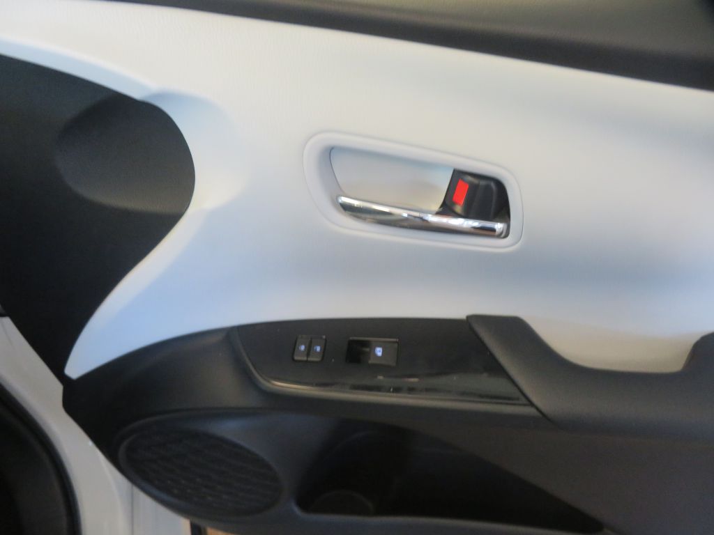 Photo 24 of this TOYOTA PRIUS