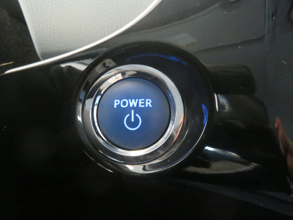 Photo 39 of this TOYOTA PRIUS