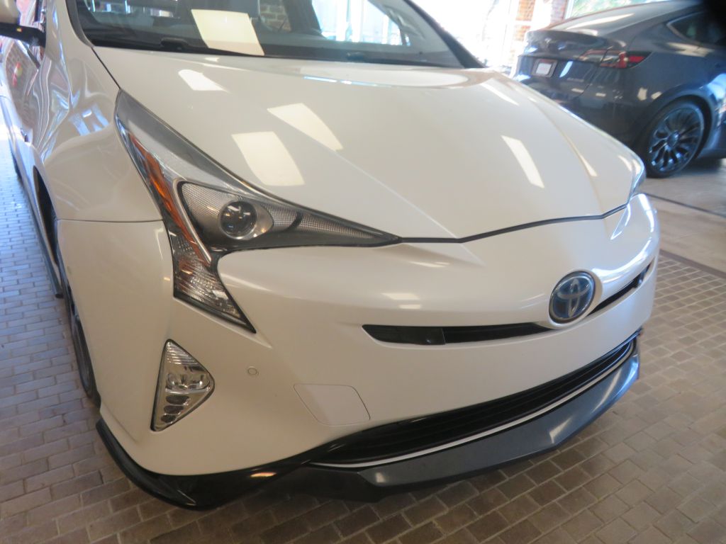 Photo 56 of this TOYOTA PRIUS