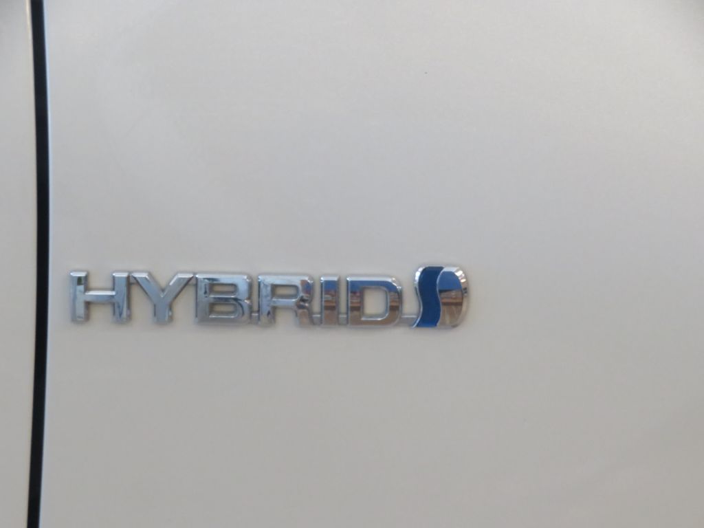 Photo 59 of this TOYOTA PRIUS