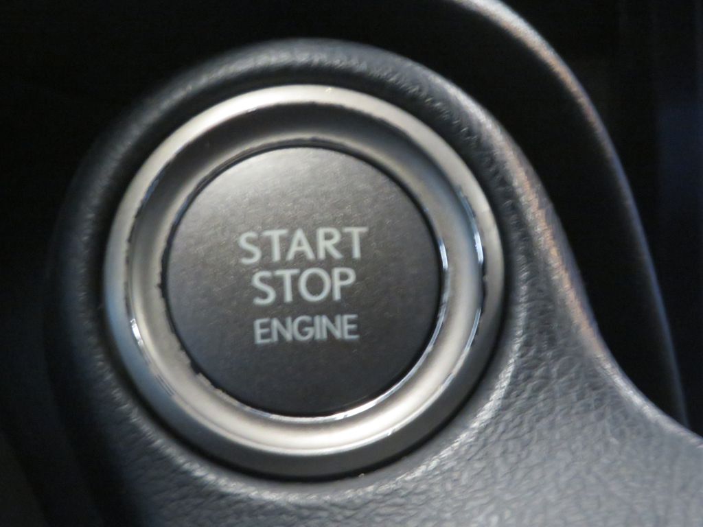 Photo 40 of this LEXUS IS