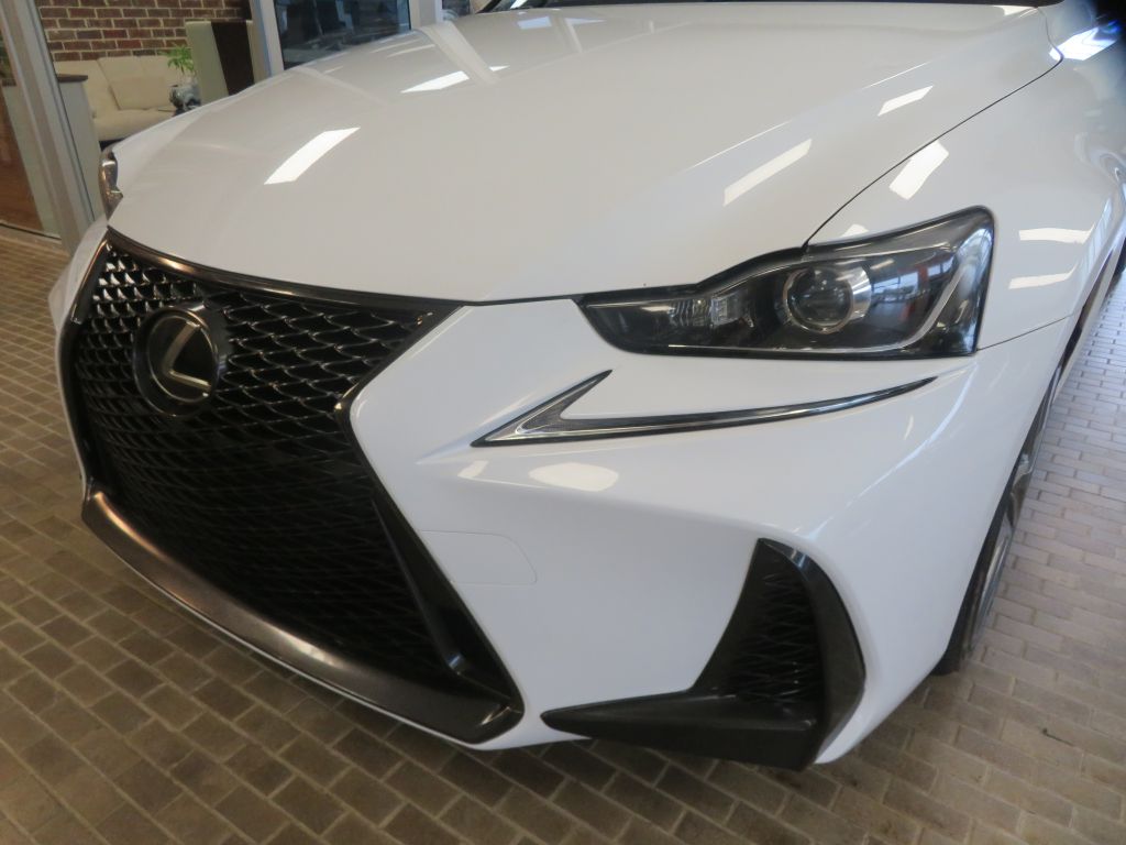 Photo 62 of this LEXUS IS