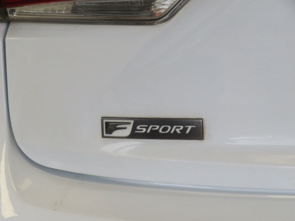 Photo 71 of this LEXUS IS