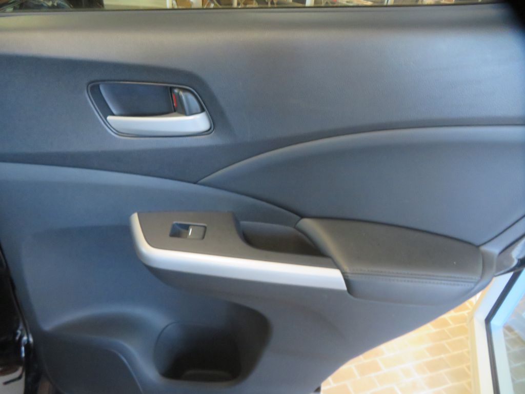 Photo 21 of this HONDA CR-V