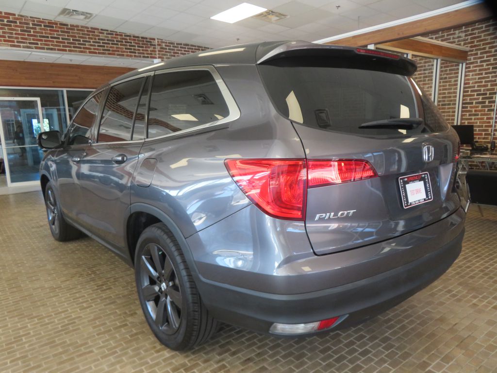 Photo 6 of this HONDA PILOT