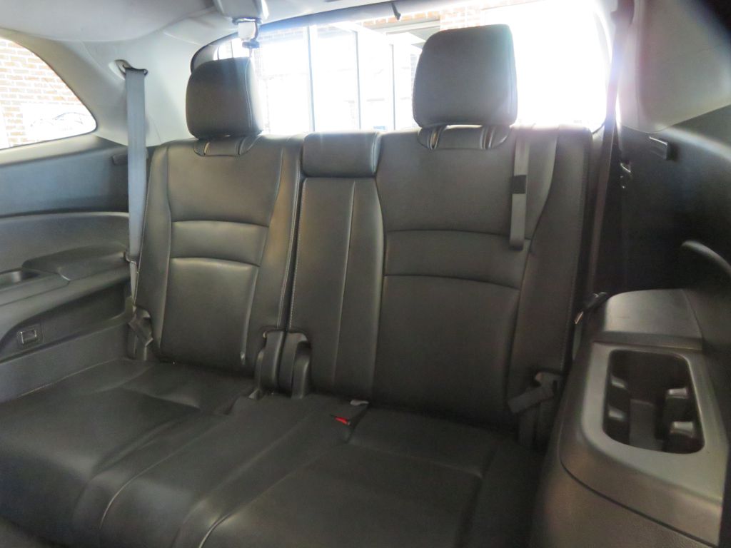 Photo 19 of this HONDA PILOT