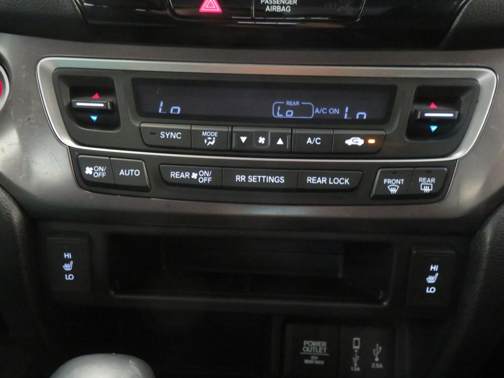 Photo 41 of this HONDA PILOT