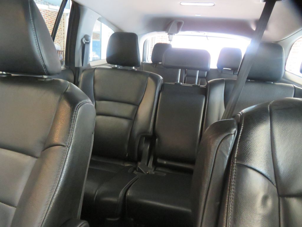 Photo 46 of this HONDA PILOT