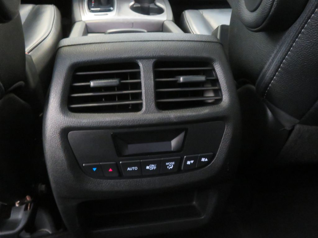 Photo 48 of this HONDA PILOT
