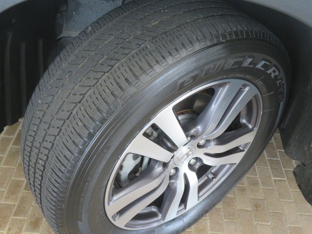 Photo 11 of this HONDA PILOT