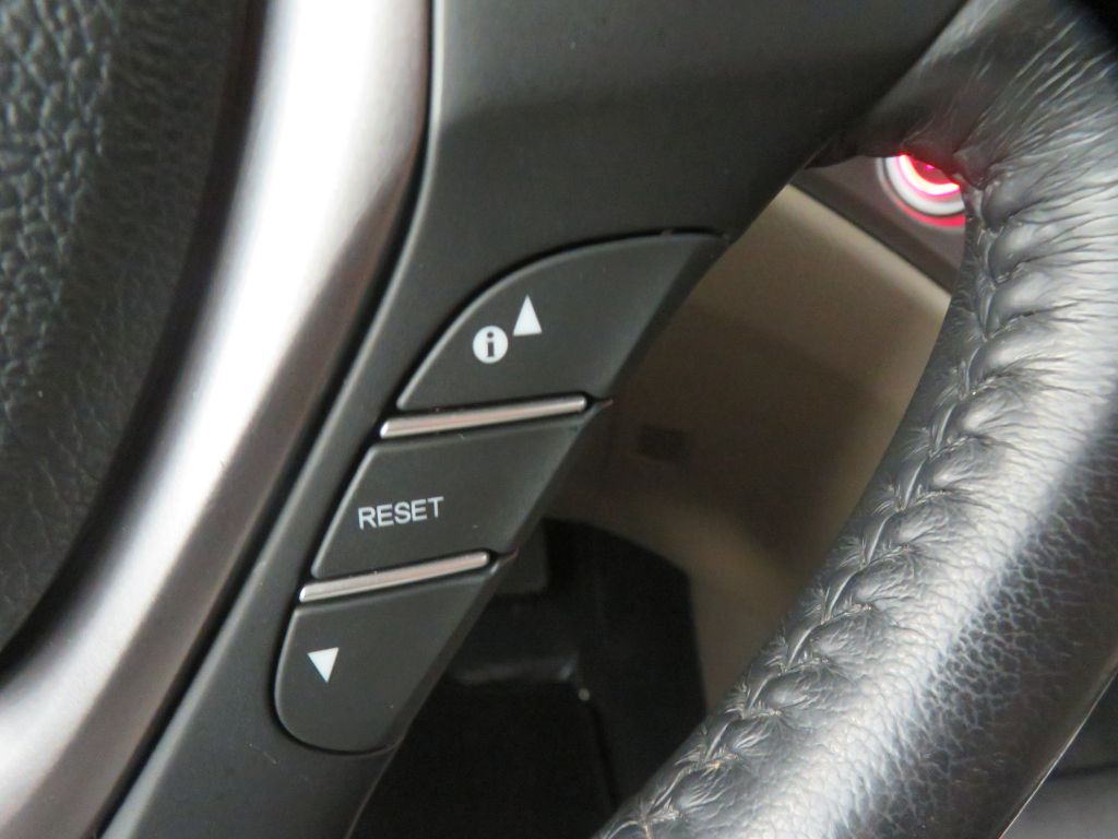 Photo 36 of this HONDA PILOT