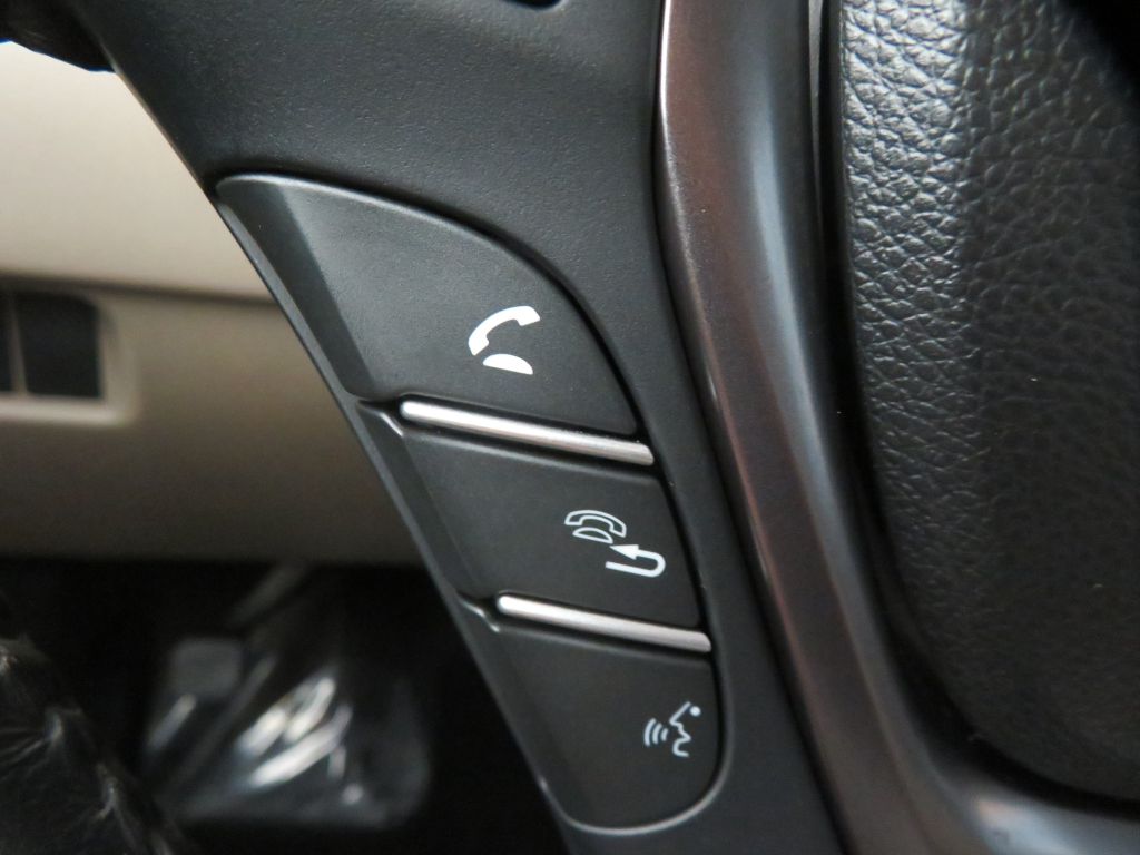 Photo 37 of this HONDA PILOT