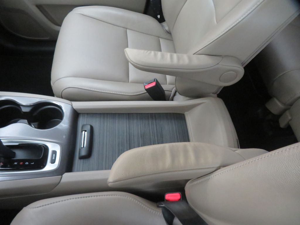 Photo 48 of this HONDA PILOT