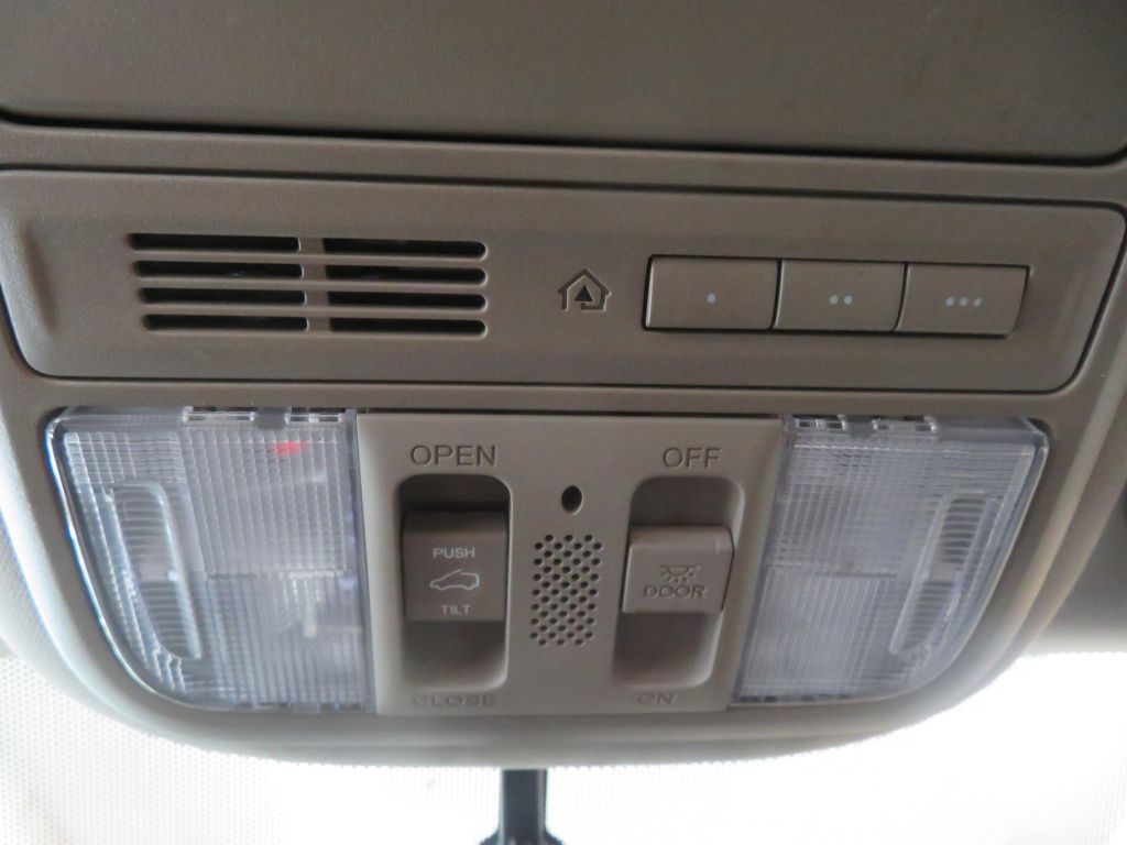 Photo 50 of this HONDA PILOT