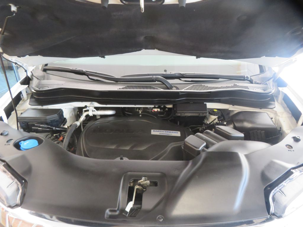 Photo 56 of this HONDA PILOT