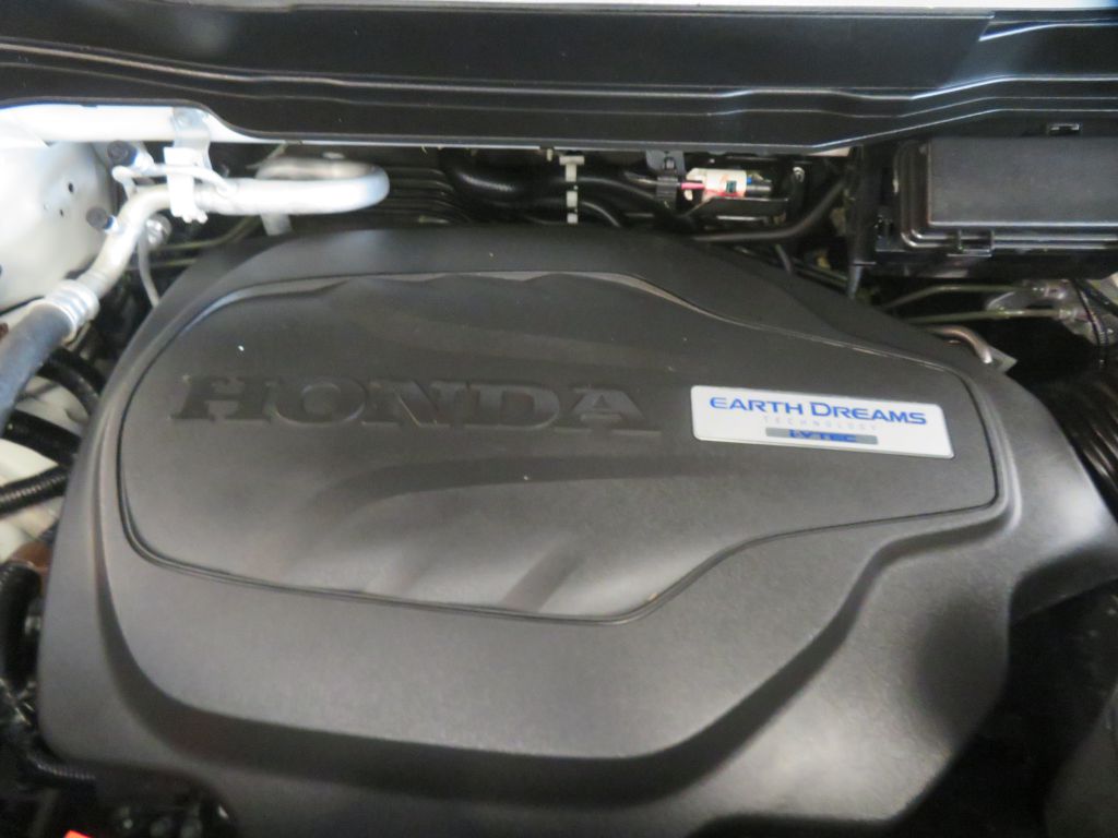 Photo 57 of this HONDA PILOT