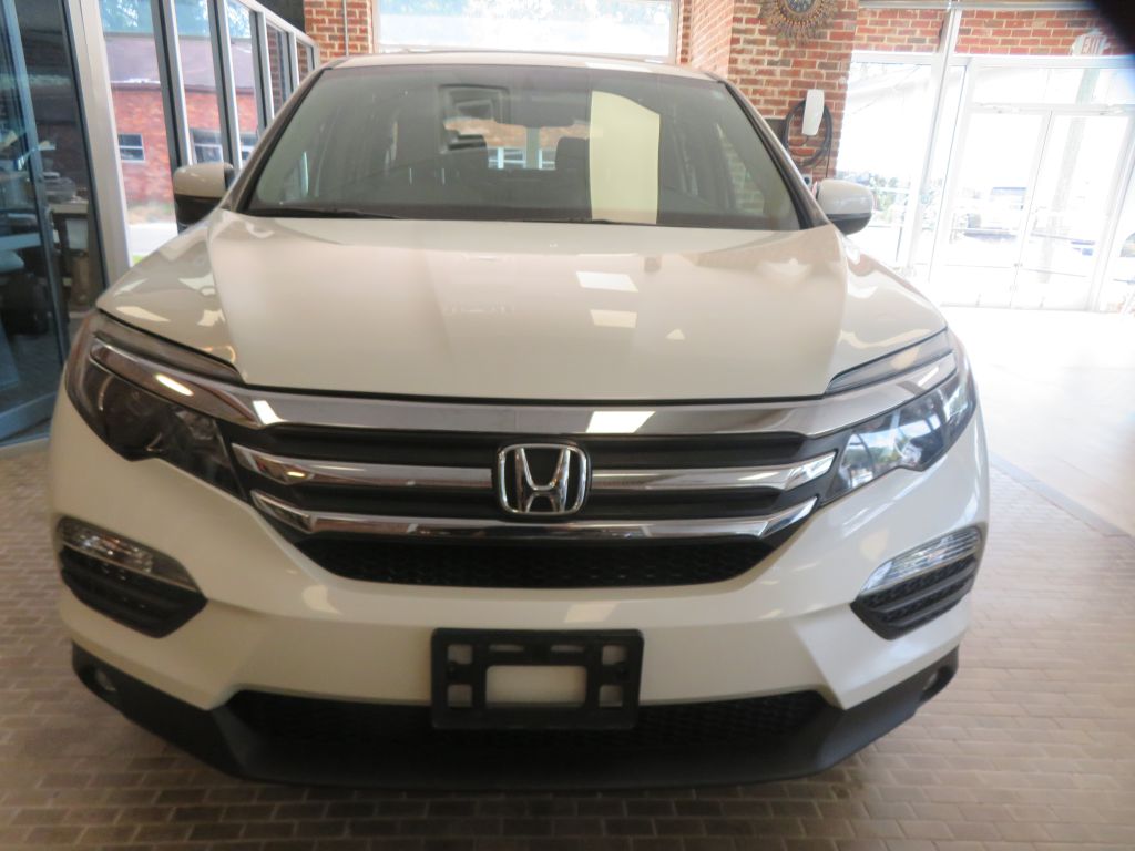 Photo 62 of this HONDA PILOT