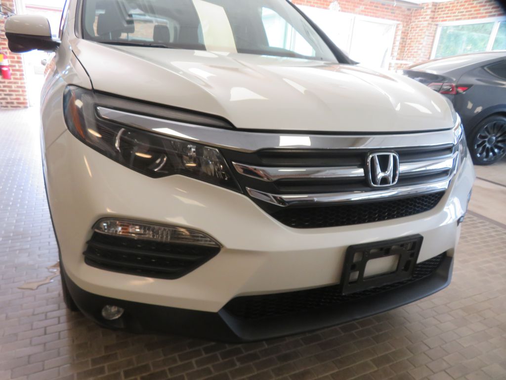 Photo 63 of this HONDA PILOT