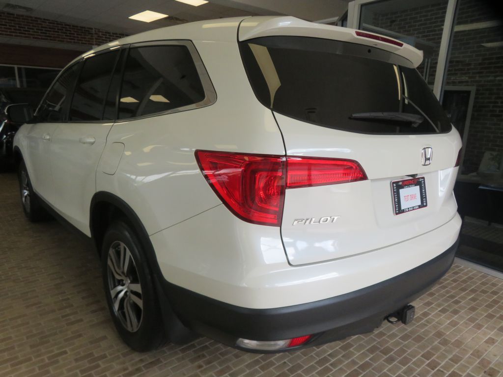 Photo 74 of this HONDA PILOT