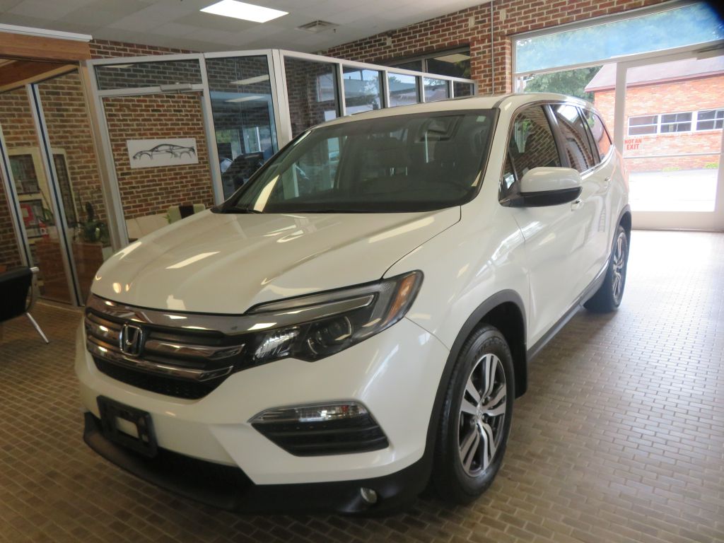 Photo 79 of this HONDA PILOT