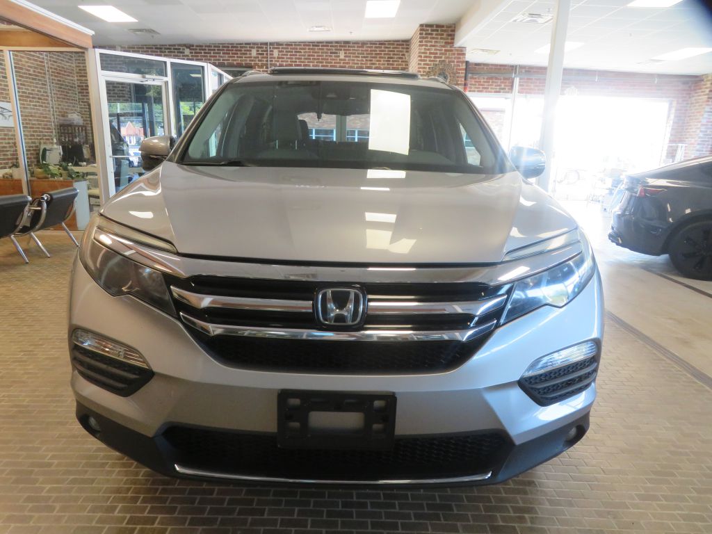 Photo 2 of this HONDA PILOT