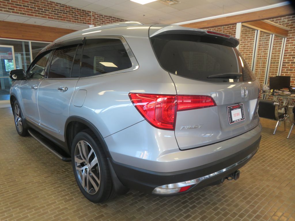 Photo 6 of this HONDA PILOT