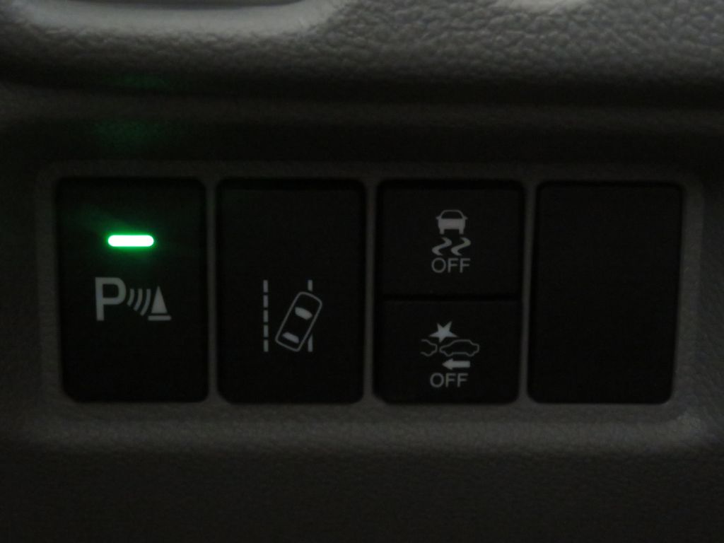 Photo 40 of this HONDA PILOT