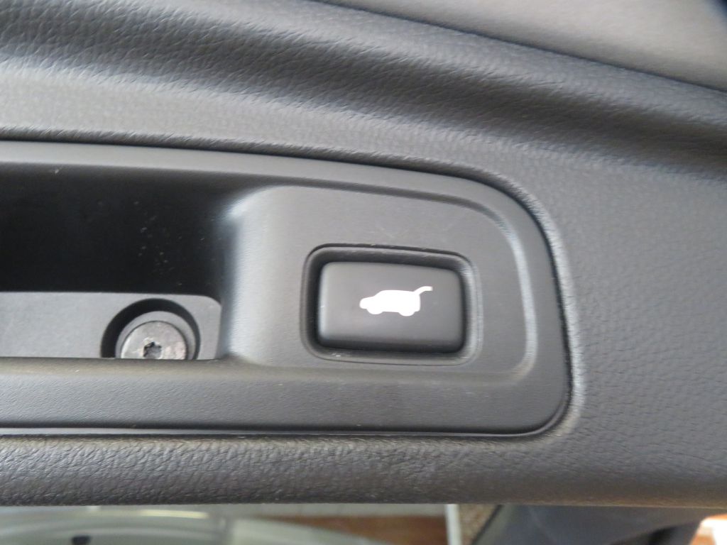 Photo 54 of this HONDA PILOT