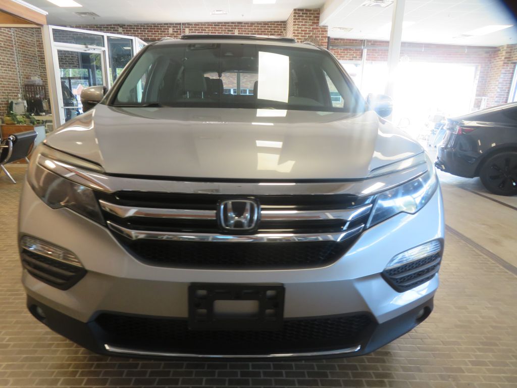 Photo 62 of this HONDA PILOT