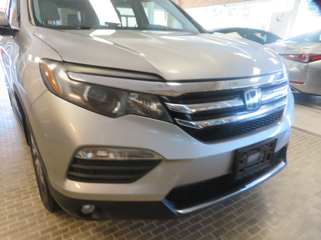 Photo 63 of this HONDA PILOT