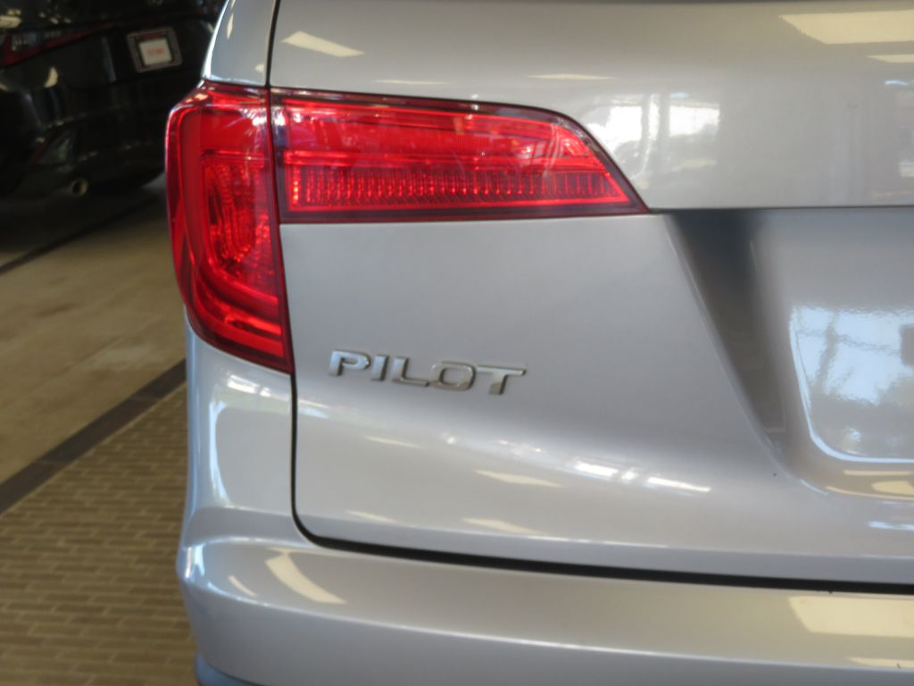 Photo 71 of this HONDA PILOT
