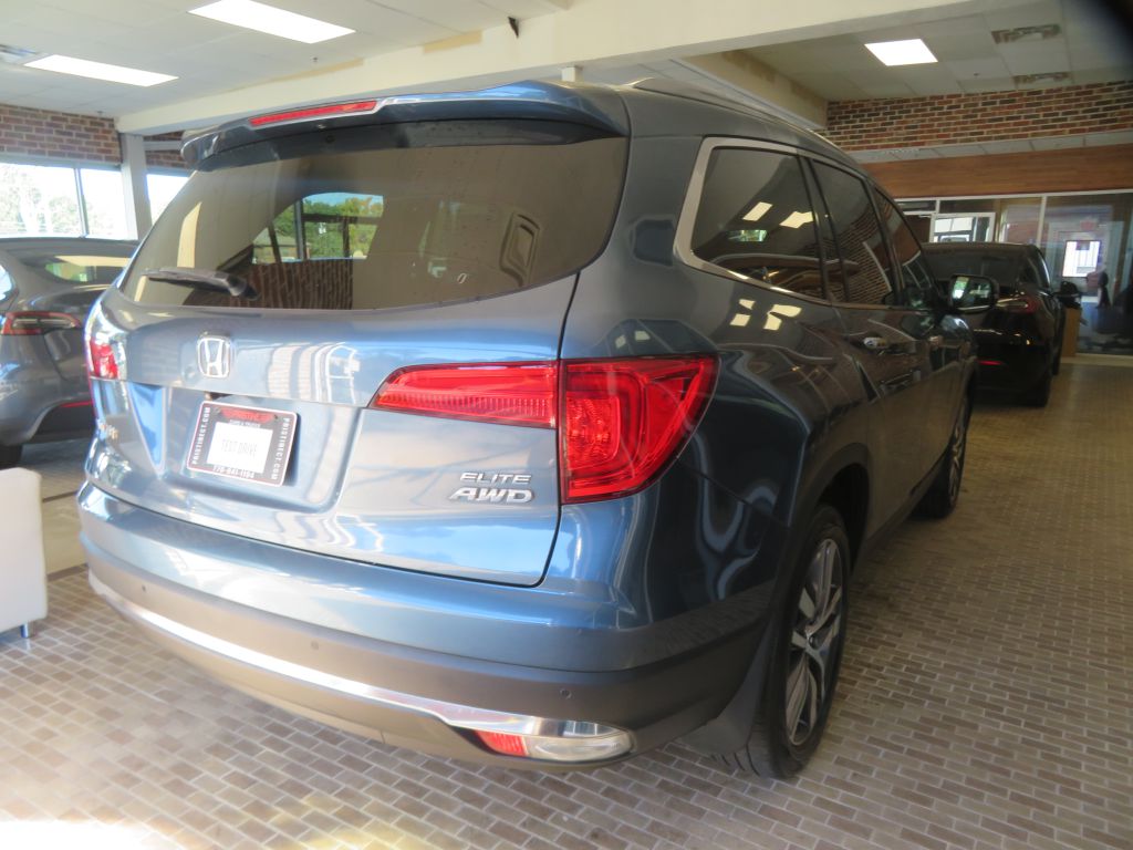 Photo 4 of this HONDA PILOT
