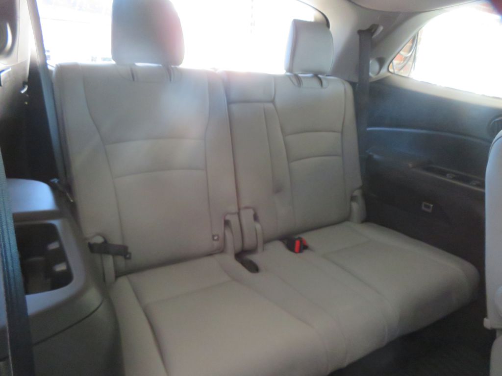 Photo 28 of this HONDA PILOT