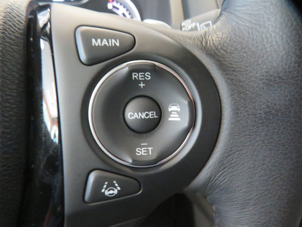 Photo 40 of this HONDA PILOT