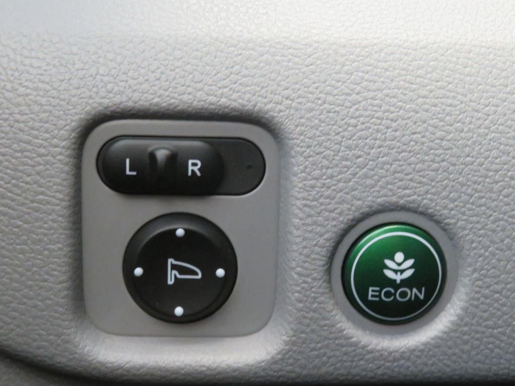 Photo 42 of this HONDA PILOT