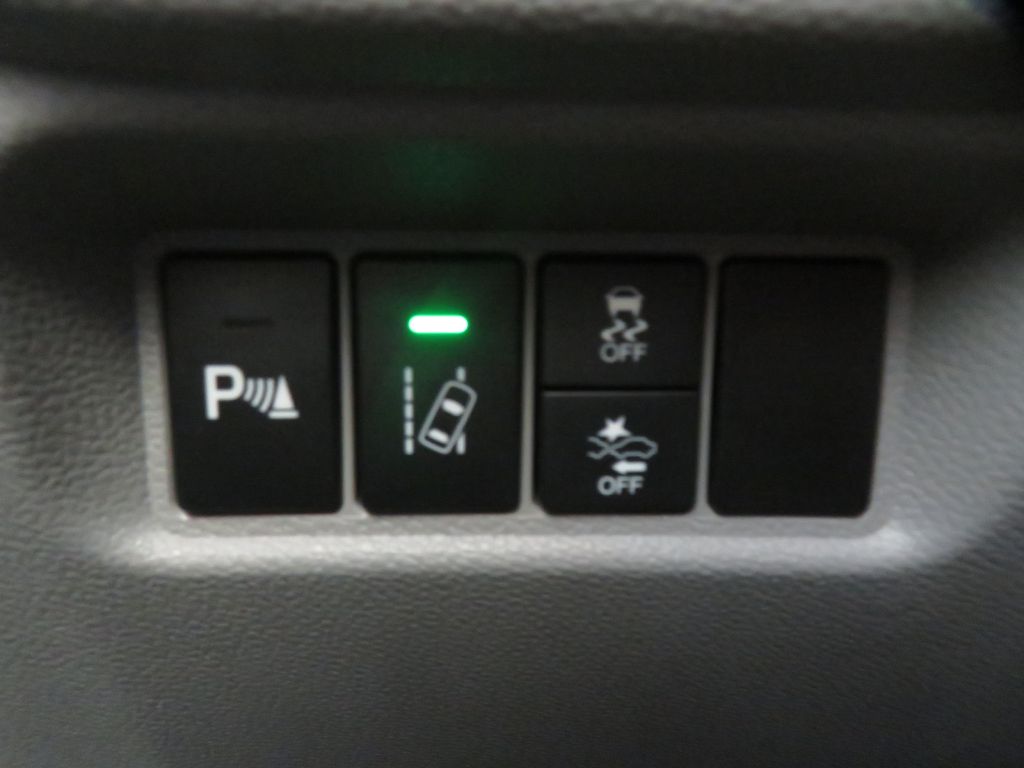 Photo 43 of this HONDA PILOT
