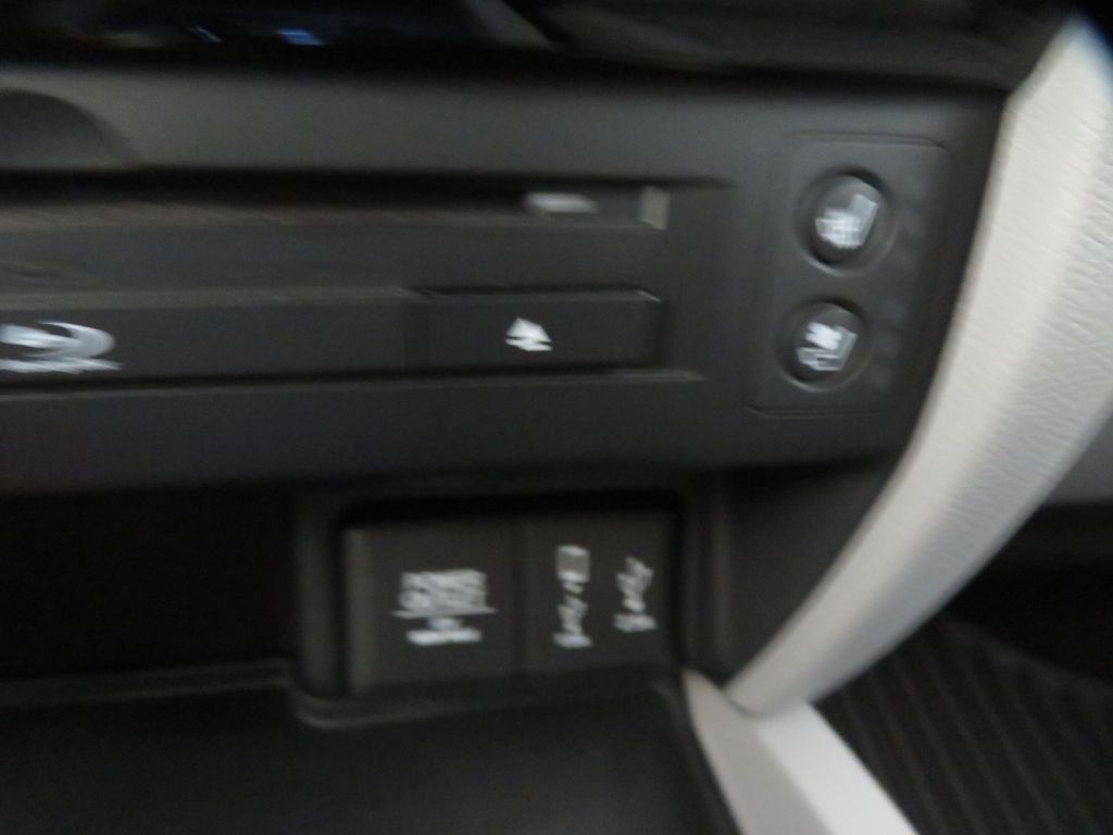 Photo 50 of this HONDA PILOT