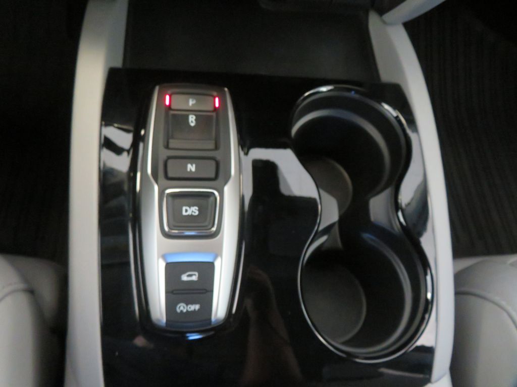 Photo 51 of this HONDA PILOT