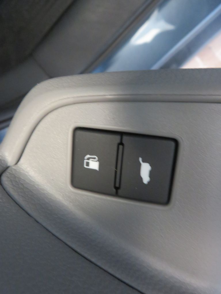 Photo 64 of this HONDA PILOT