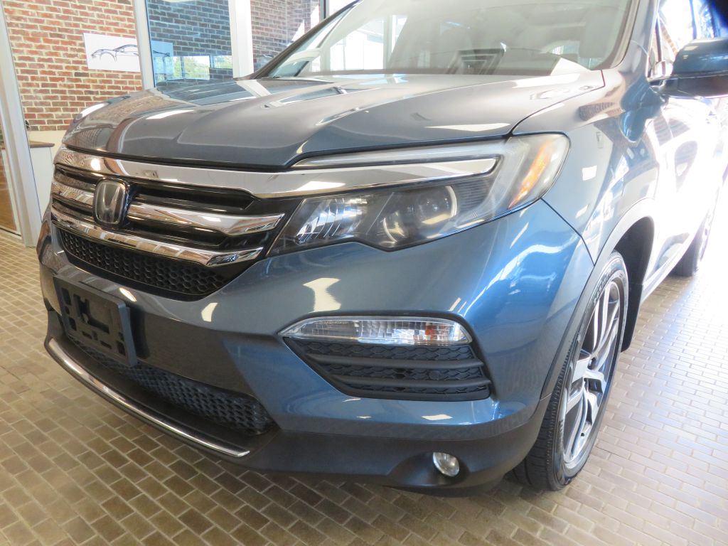 Photo 76 of this HONDA PILOT