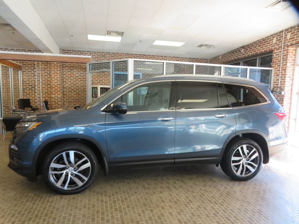 Photo 90 of this HONDA PILOT