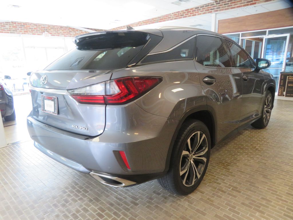 Photo 4 of this LEXUS RX