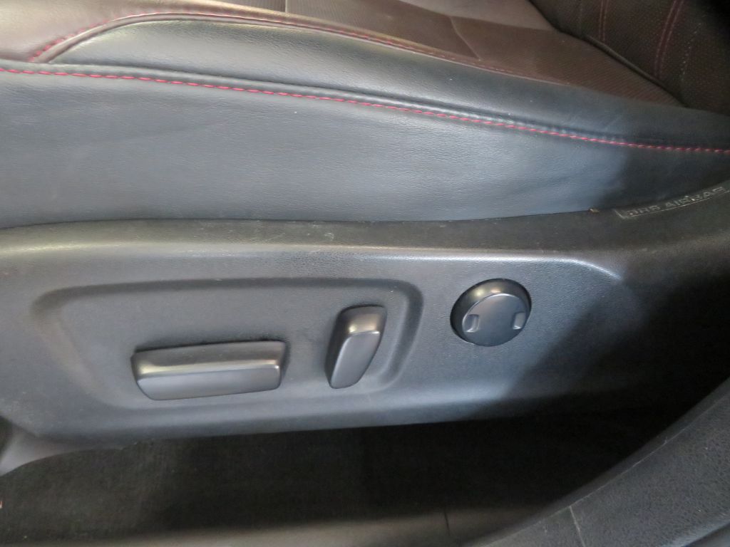 Photo 16 of this LEXUS RX
