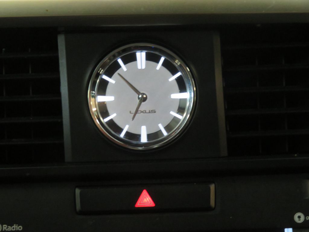 Photo 40 of this LEXUS RX