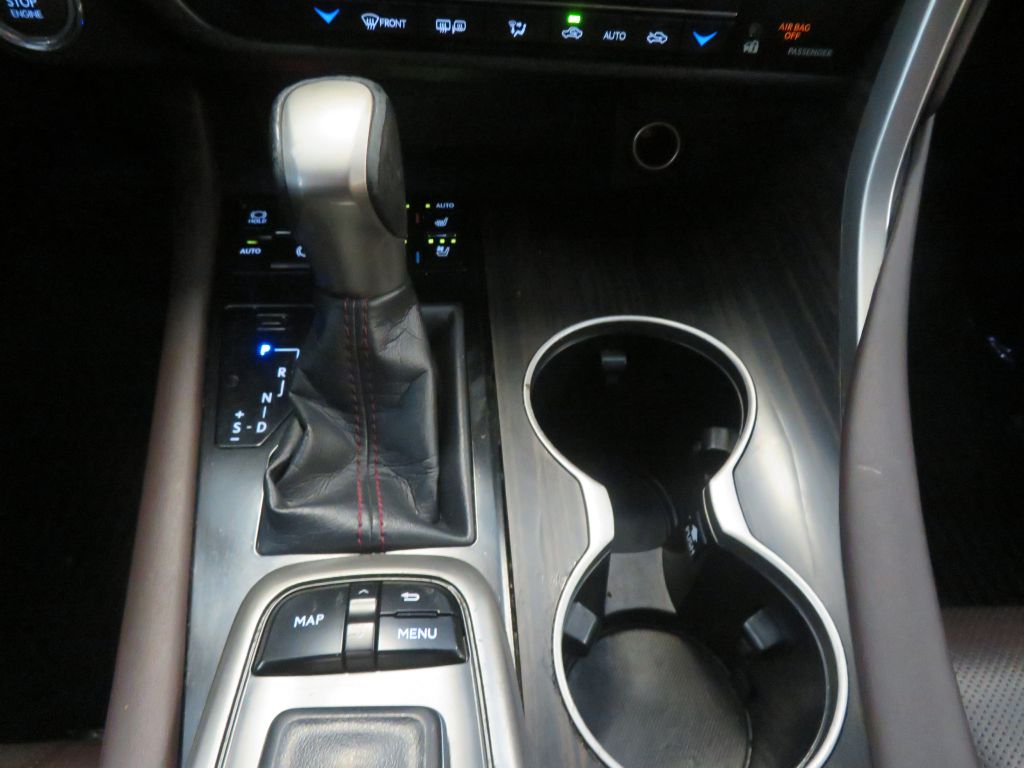 Photo 43 of this LEXUS RX
