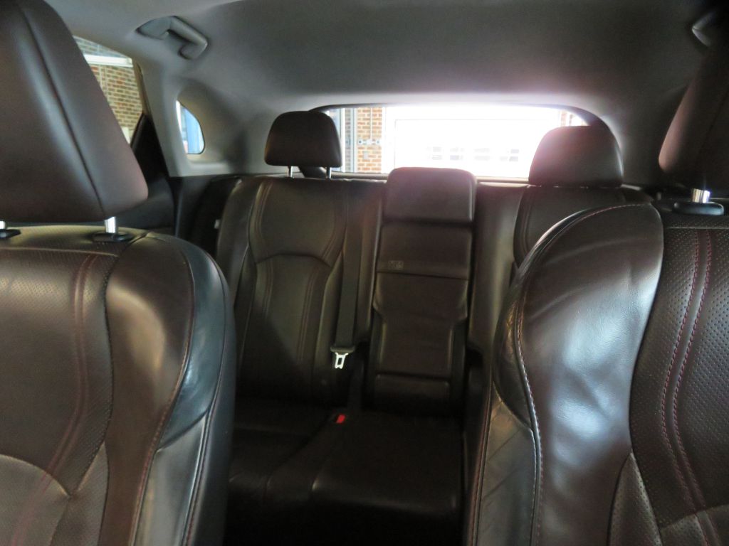 Photo 48 of this LEXUS RX