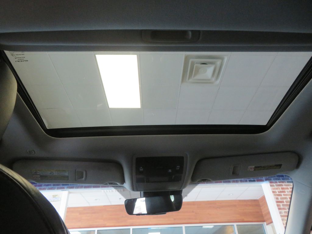 Photo 50 of this LEXUS RX
