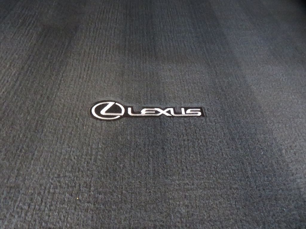 Photo 52 of this LEXUS RX