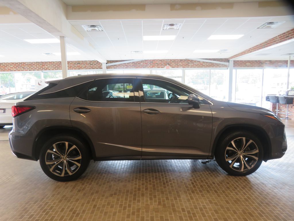 Photo 65 of this LEXUS RX